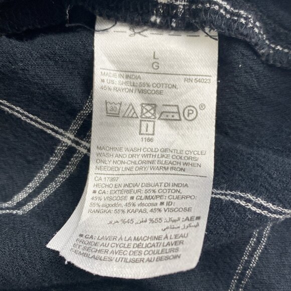 Old Navy Womens Shirt Adult Size Large Black Long Sleeve Ruffle V Neck Casual - Picture 9 of 9